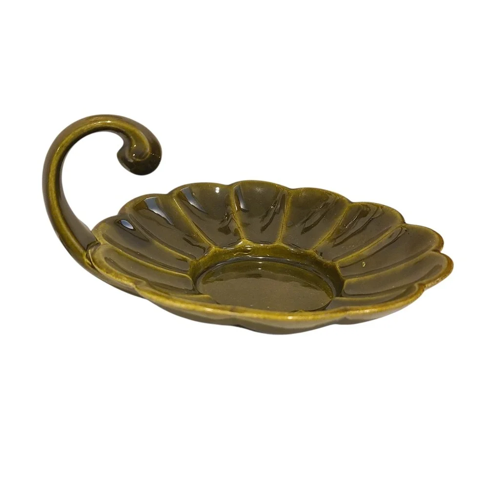 Vintage California Art Pottery Avocado Green Scalloped Dish Handle Mid Century‎